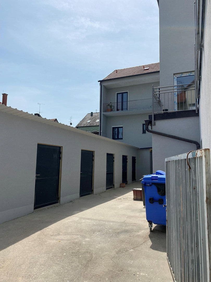 Predaj domu 942 m², pozemok 516 m², Pucherstraße 8, Fürstenfeldbruck, Bavorsko Predaj domu 942 m², pozemok 516 m², Pucherstraße 8, Fürstenfeldbruck, Bavorsko