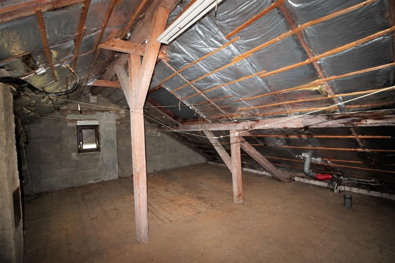 Predaj domu 152 m², pozemok 322 m², Rheinstraße 10, 76467 Bietigheim/Baden, Bietigheim, Bádensko-Wurttembersko Predaj domu 152 m², pozemok 322 m², Rheinstraße 10, 76467 Bietigheim/Baden, Bietigheim, Bádensko-Wurttembersko