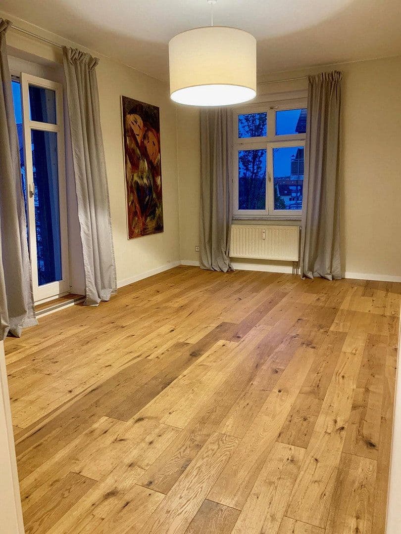 Prenájom bytu 2-izbový 50 m², Lutherstraße 23, Zwickau, Sasko Prenájom bytu 2-izbový 50 m², Lutherstraße 23, Zwickau, Sasko