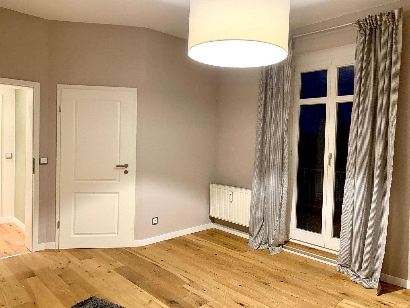 Prenájom bytu 2-izbový 50 m², Lutherstraße 23, Zwickau, Sasko Prenájom bytu 2-izbový 50 m², Lutherstraße 23, Zwickau, Sasko