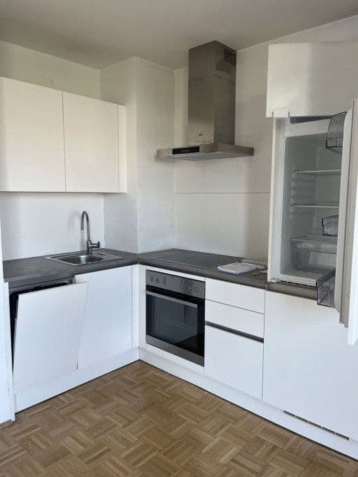 Prenájom bytu 1-izbový 33 m², Spittelauer Lände 9, Wien, Viedeň Prenájom bytu 1-izbový 33 m², Spittelauer Lände 9, Wien, Viedeň