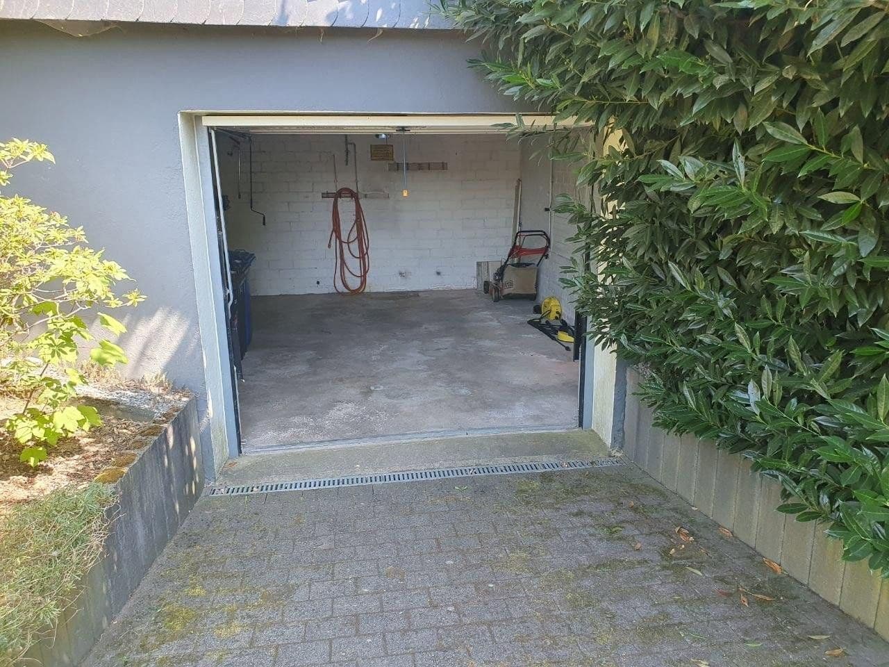 Predaj domu 118 m², pozemok 800 m², Wermelskirchen, Severné Porýnie - Westfálsko Predaj domu 118 m², pozemok 800 m², Wermelskirchen, Severné Porýnie - Westfálsko