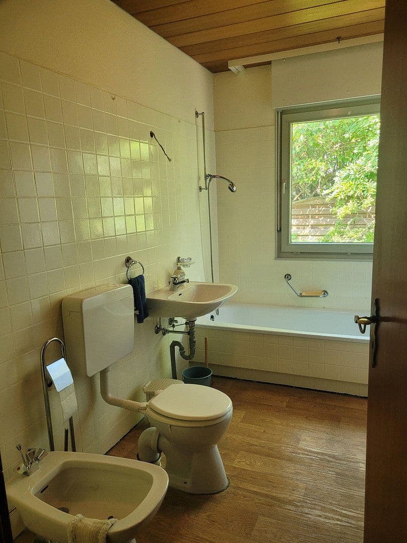 Predaj domu 118 m², pozemok 800 m², Wermelskirchen, Severné Porýnie - Westfálsko Predaj domu 118 m², pozemok 800 m², Wermelskirchen, Severné Porýnie - Westfálsko