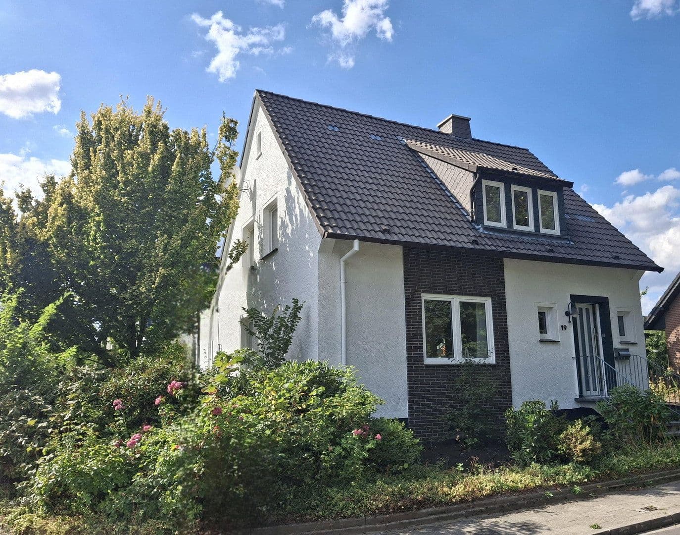 Predaj domu 146 m², pozemok 470 m², Osnabrück, Dolné Sasko Predaj domu 146 m², pozemok 470 m², Osnabrück, Dolné Sasko