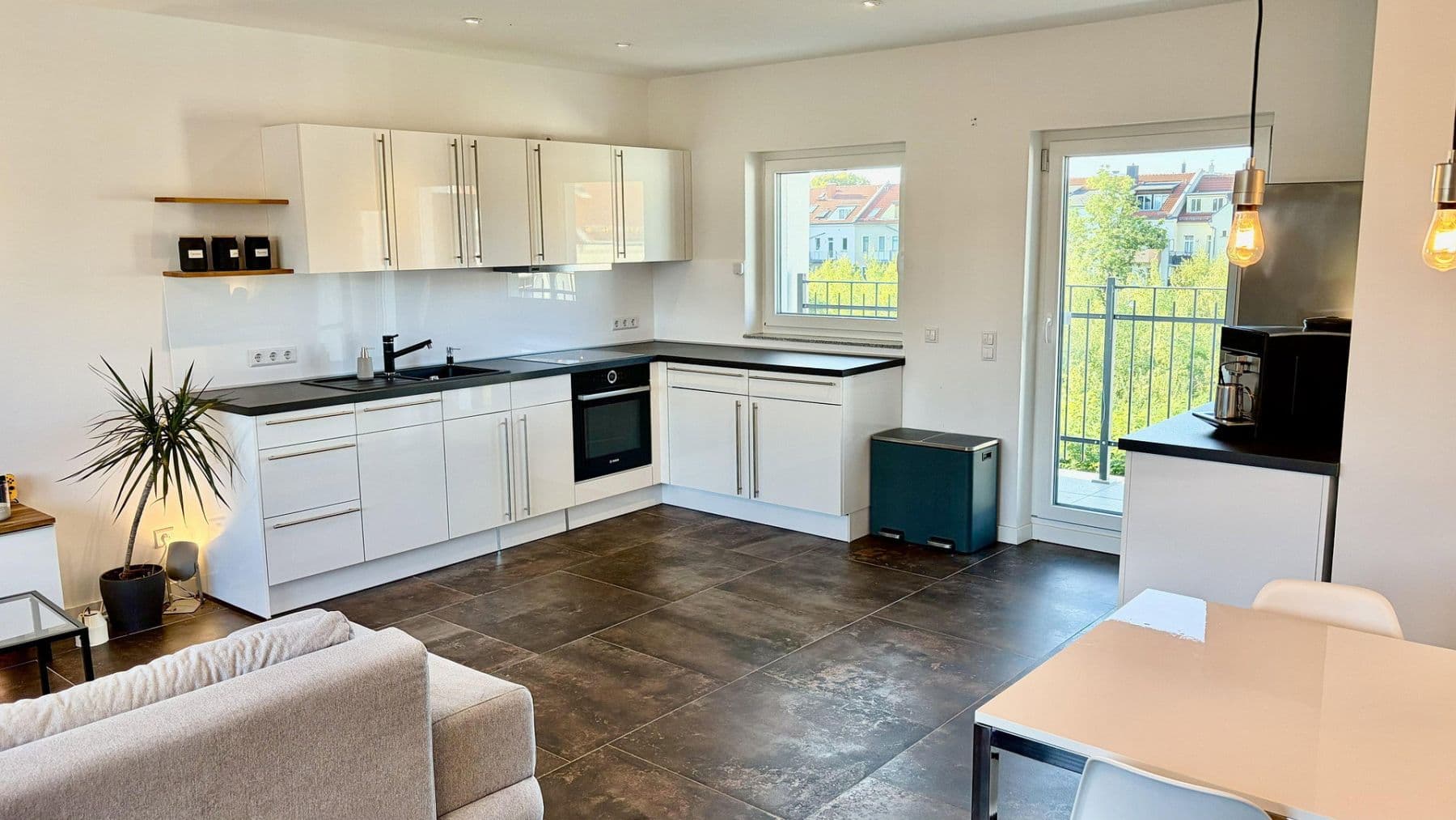 Predaj bytu 2-izbový 73 m², Wilhelminenstraße, Leipzig, Sasko Predaj bytu 2-izbový 73 m², Wilhelminenstraße, Leipzig, Sasko