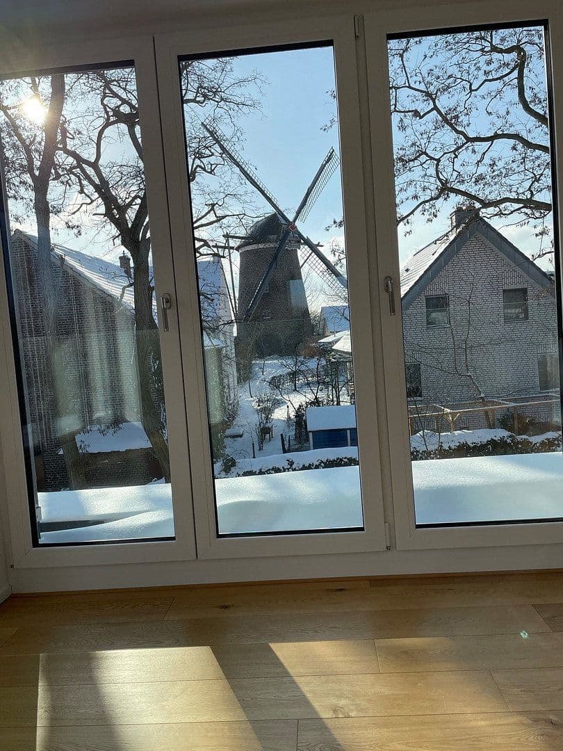 Prenájom bytu 3-izbový 183 m², Am Lohmühlensee 8, Duisburg, Severné Porýnie - Westfálsko Prenájom bytu 3-izbový 183 m², Am Lohmühlensee 8, Duisburg, Severné Porýnie - Westfálsko