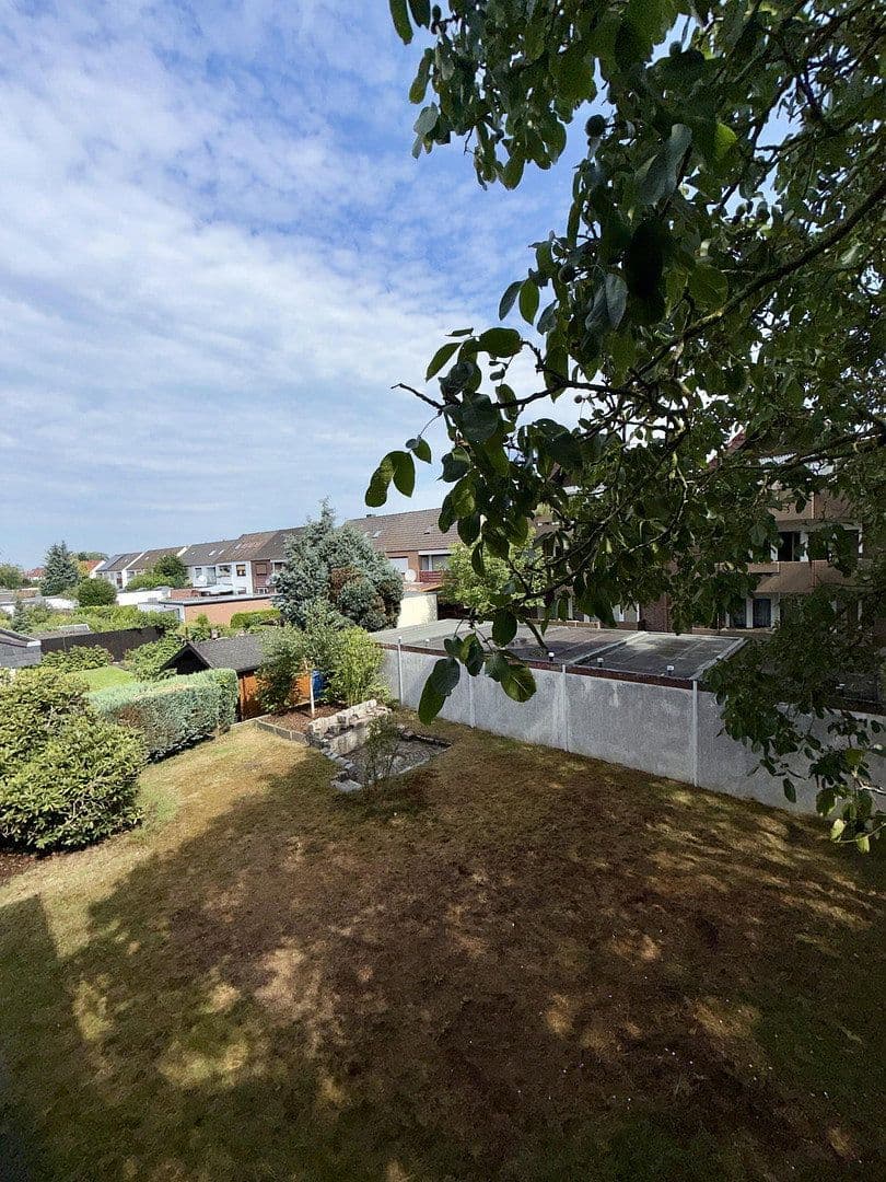 Predaj domu 152 m², pozemok 696 m², Weimarer Straße 2, Delmenhorst, Dolné Sasko Predaj domu 152 m², pozemok 696 m², Weimarer Straße 2, Delmenhorst, Dolné Sasko