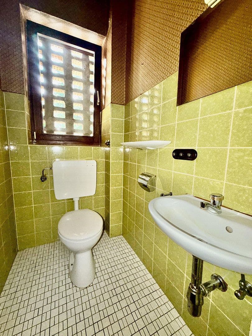 Predaj domu 152 m², pozemok 696 m², Weimarer Straße 2, Delmenhorst, Dolné Sasko Predaj domu 152 m², pozemok 696 m², Weimarer Straße 2, Delmenhorst, Dolné Sasko