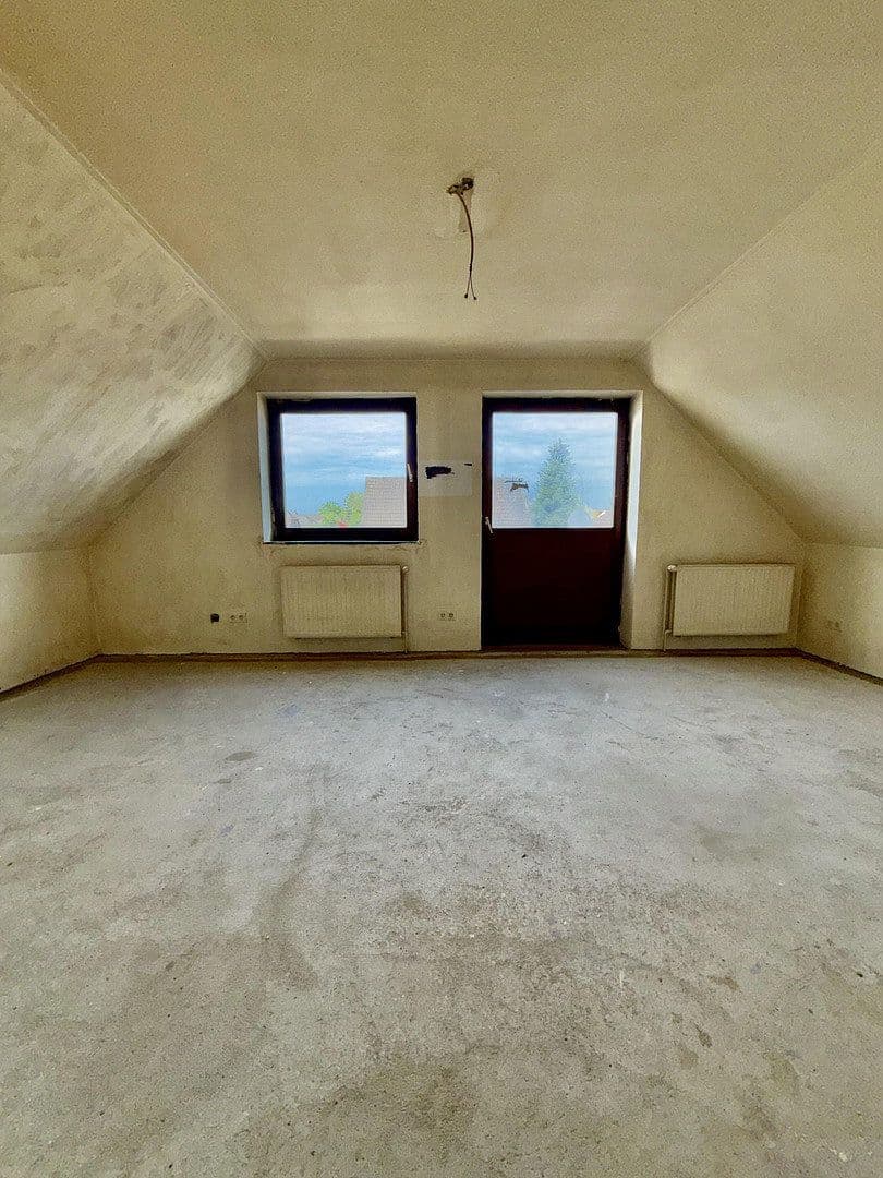 Predaj domu 152 m², pozemok 696 m², Weimarer Straße 2, Delmenhorst, Dolné Sasko Predaj domu 152 m², pozemok 696 m², Weimarer Straße 2, Delmenhorst, Dolné Sasko