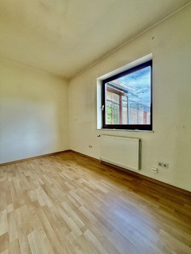 Predaj domu 152 m², pozemok 696 m², Weimarer Straße 2, Delmenhorst, Dolné Sasko Predaj domu 152 m², pozemok 696 m², Weimarer Straße 2, Delmenhorst, Dolné Sasko