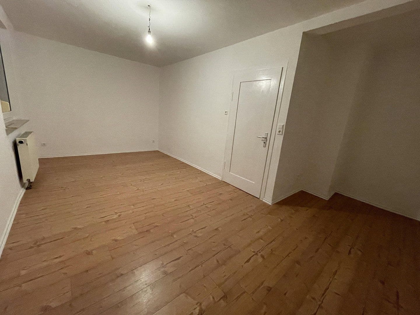 Predaj domu 125 m², pozemok 512 m², Lauda-Königshofen, Bádensko-Wurttembersko Predaj domu 125 m², pozemok 512 m², Lauda-Königshofen, Bádensko-Wurttembersko