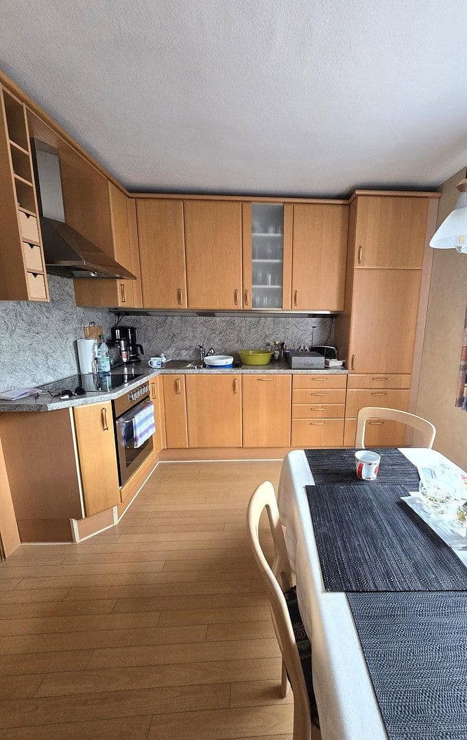 Predaj domu 171 m², pozemok 739 m², Neumarkt in der Oberpfalz, Bavorsko Predaj domu 171 m², pozemok 739 m², Neumarkt in der Oberpfalz, Bavorsko