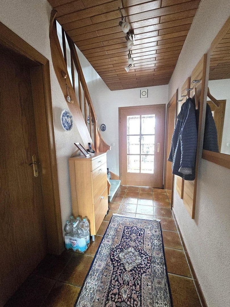 Predaj domu 171 m², pozemok 739 m², Neumarkt in der Oberpfalz, Bavorsko Predaj domu 171 m², pozemok 739 m², Neumarkt in der Oberpfalz, Bavorsko