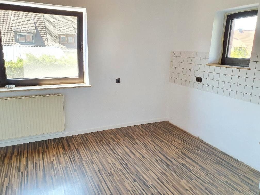Predaj domu 171 m², pozemok 739 m², Neumarkt in der Oberpfalz, Bavorsko Predaj domu 171 m², pozemok 739 m², Neumarkt in der Oberpfalz, Bavorsko