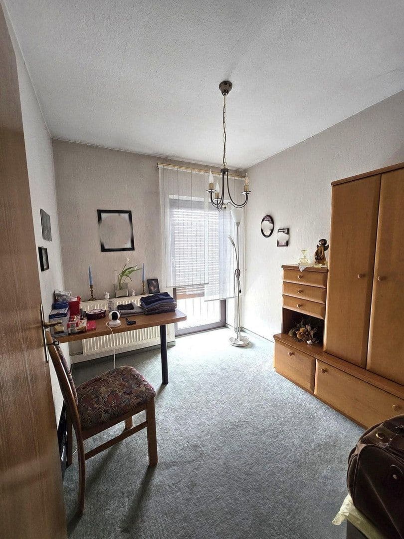 Predaj domu 171 m², pozemok 739 m², Neumarkt in der Oberpfalz, Bavorsko Predaj domu 171 m², pozemok 739 m², Neumarkt in der Oberpfalz, Bavorsko