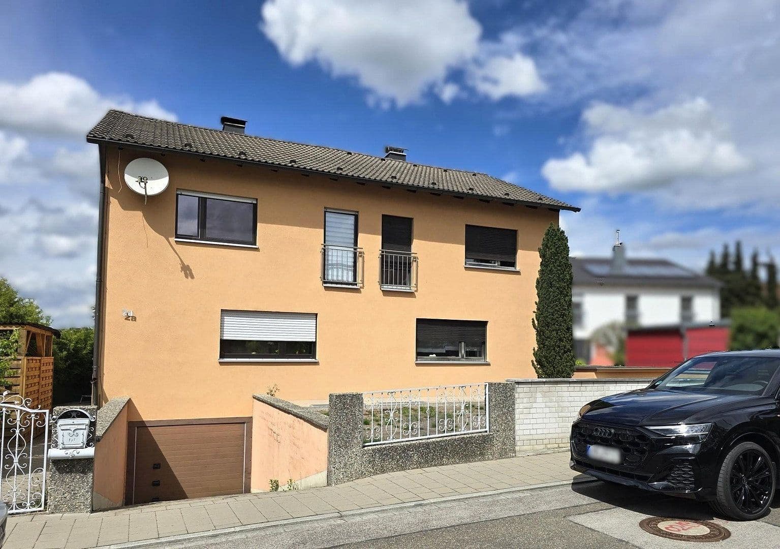 Predaj domu 171 m², pozemok 739 m², Neumarkt in der Oberpfalz, Bavorsko Predaj domu 171 m², pozemok 739 m², Neumarkt in der Oberpfalz, Bavorsko
