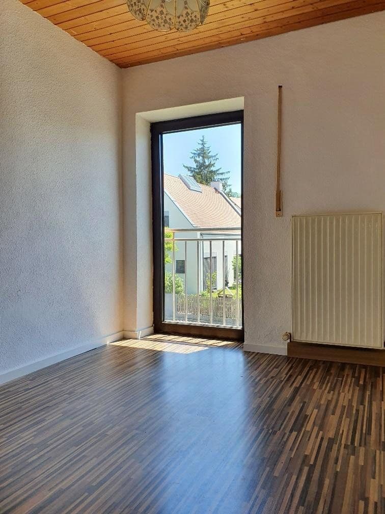 Predaj domu 171 m², pozemok 739 m², Neumarkt in der Oberpfalz, Bavorsko Predaj domu 171 m², pozemok 739 m², Neumarkt in der Oberpfalz, Bavorsko