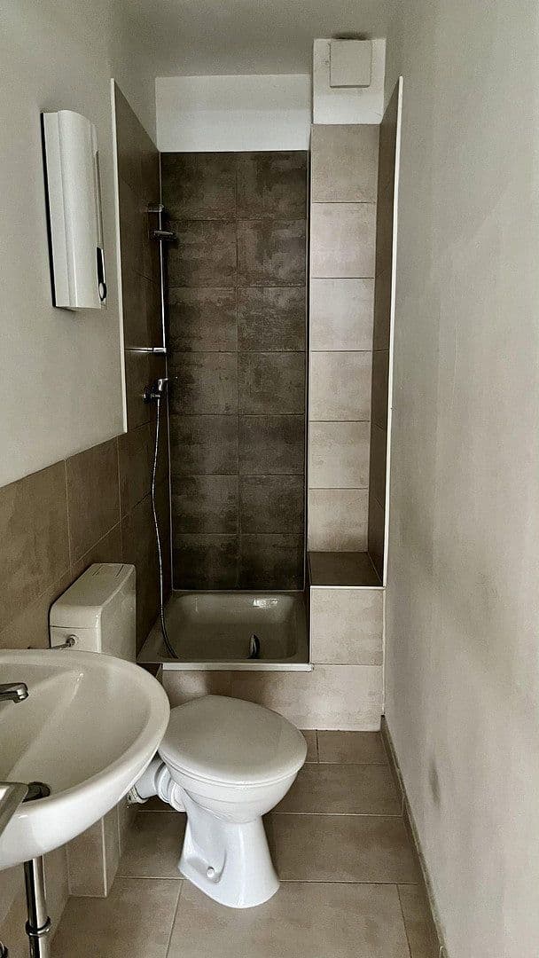 Predaj domu 537 m², pozemok 314 m², Kiel, Šlezvicko-Holštajnsko Predaj domu 537 m², pozemok 314 m², Kiel, Šlezvicko-Holštajnsko