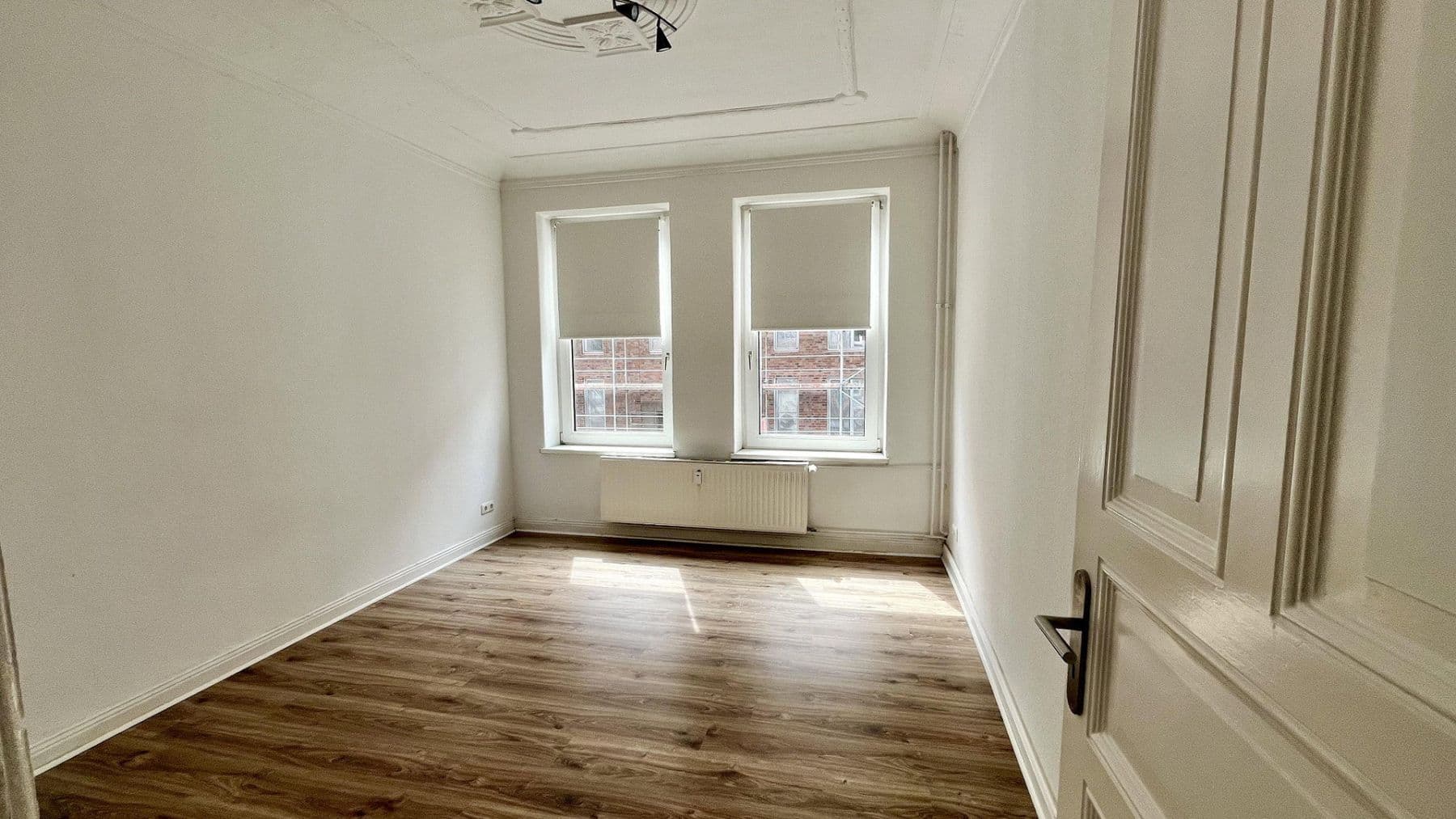 Predaj domu 537 m², pozemok 314 m², Kiel, Šlezvicko-Holštajnsko Predaj domu 537 m², pozemok 314 m², Kiel, Šlezvicko-Holštajnsko