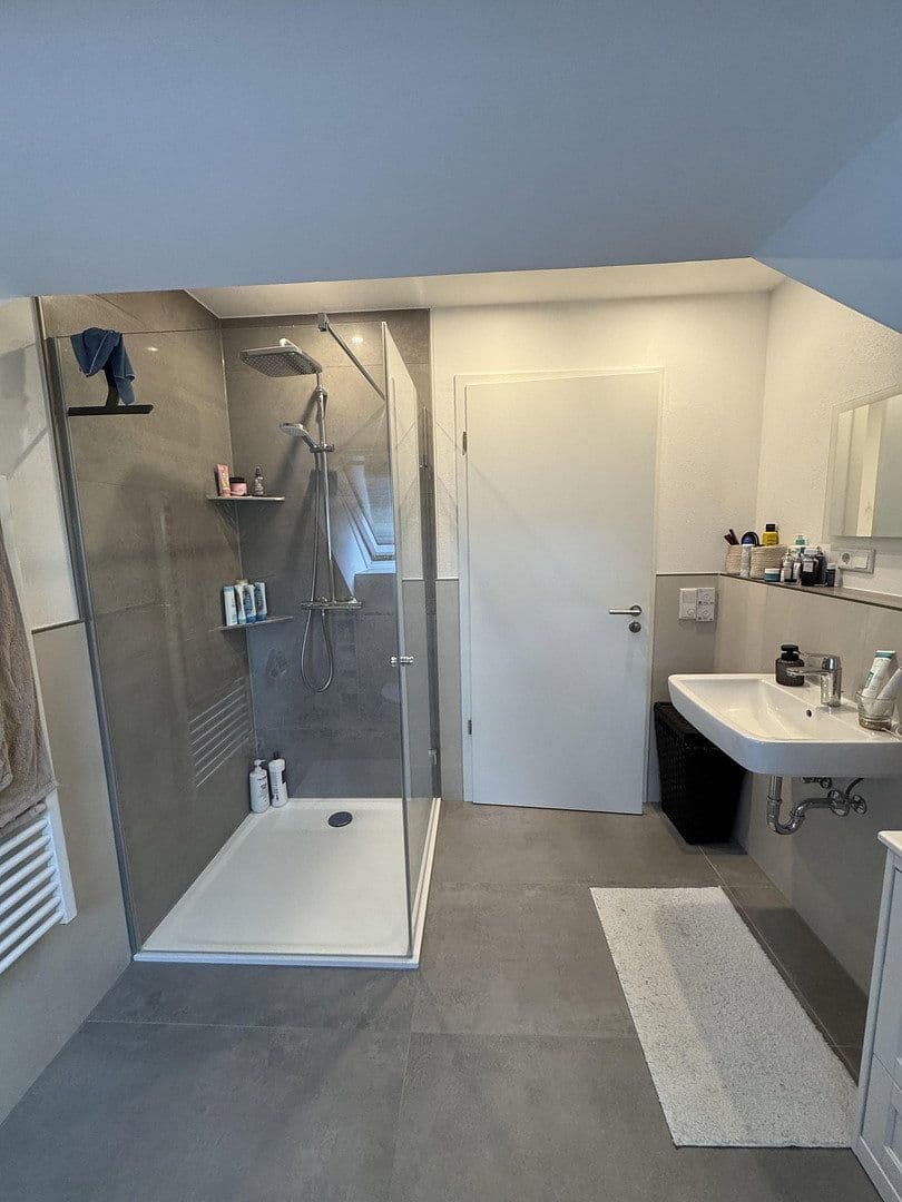 Prenájom bytu 3-izbový 77 m², Schillerstraße, Langenmosen, Bavorsko Prenájom bytu 3-izbový 77 m², Schillerstraße, Langenmosen, Bavorsko