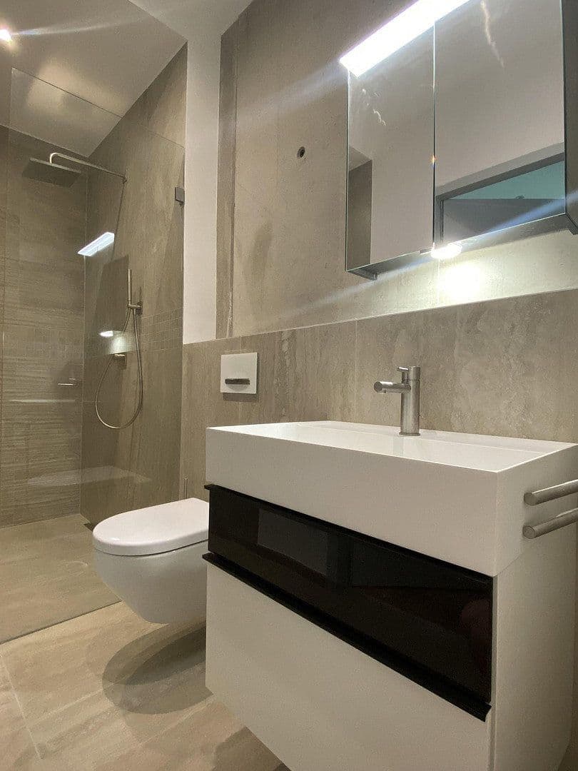 Prenájom bytu 2-izbový 51 m², Lerchenfeldstraße 28, München-Altstadt-Lehel, Bavorsko Prenájom bytu 2-izbový 51 m², Lerchenfeldstraße 28, München-Altstadt-Lehel, Bavorsko
