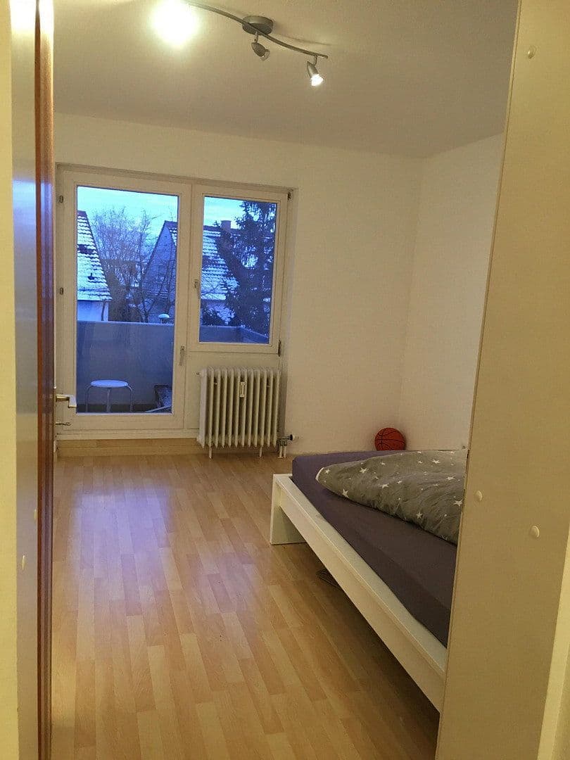 Prenájom bytu 3-izbový 73 m², Hessenlauweg 17, Stuttgart, Bádensko-Wurttembersko Prenájom bytu 3-izbový 73 m², Hessenlauweg 17, Stuttgart, Bádensko-Wurttembersko