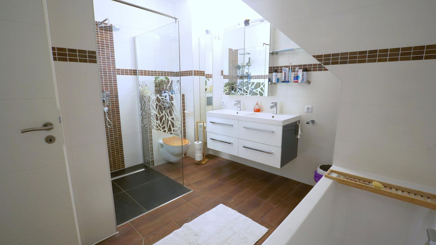 Predaj domu 190 m², pozemok 1.100 m², Königs Wusterhausen, Brandenbursko Predaj domu 190 m², pozemok 1.100 m², Königs Wusterhausen, Brandenbursko