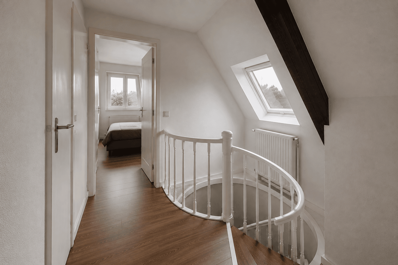 Prenájom bytu 17 m², Düsseldorf, Severné Porýnie - Westfálsko Prenájom bytu 17 m², Düsseldorf, Severné Porýnie - Westfálsko