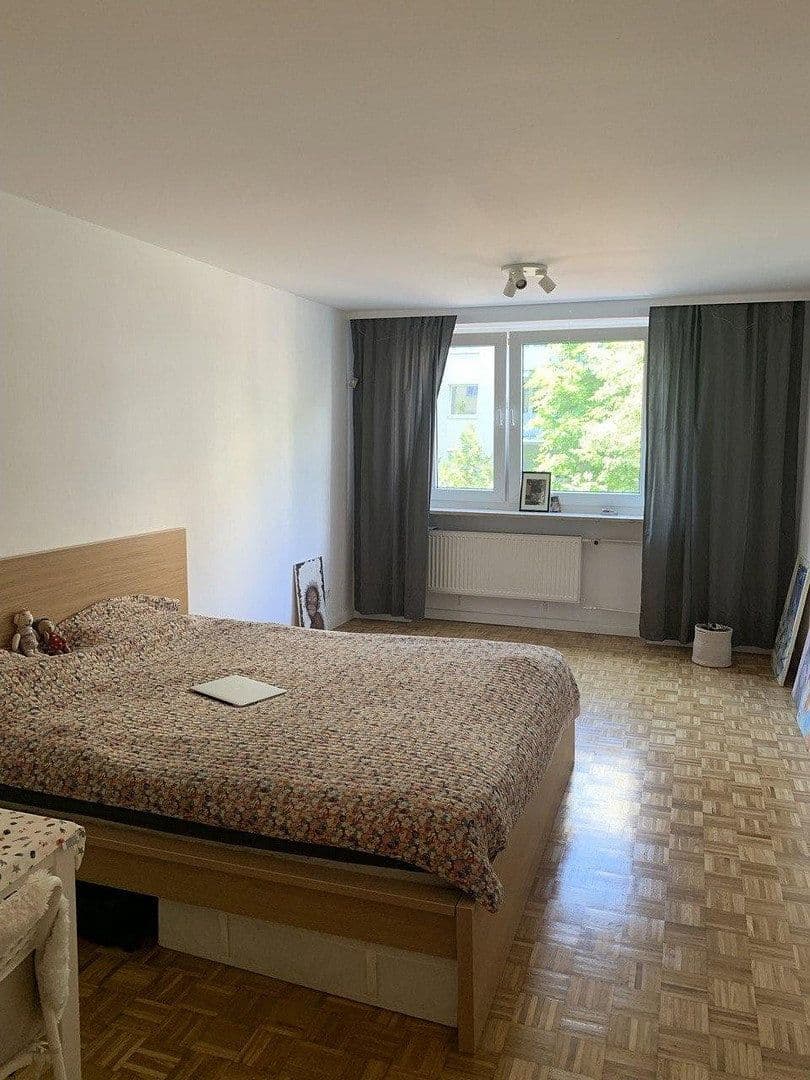 Prenájom bytu 1-izbový 35 m², Belgradstr. 76, München, Bavorsko Prenájom bytu 1-izbový 35 m², Belgradstr. 76, München, Bavorsko