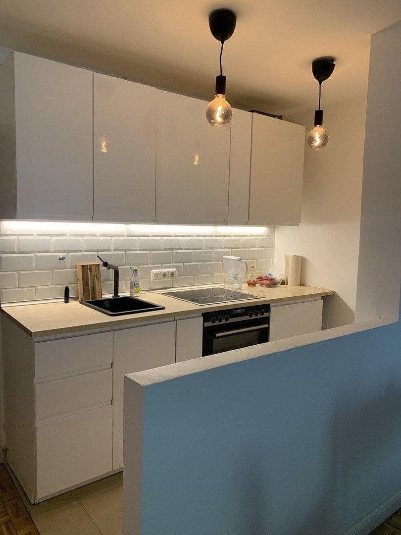Prenájom bytu 1-izbový 35 m², Belgradstr. 76, München, Bavorsko Prenájom bytu 1-izbový 35 m², Belgradstr. 76, München, Bavorsko