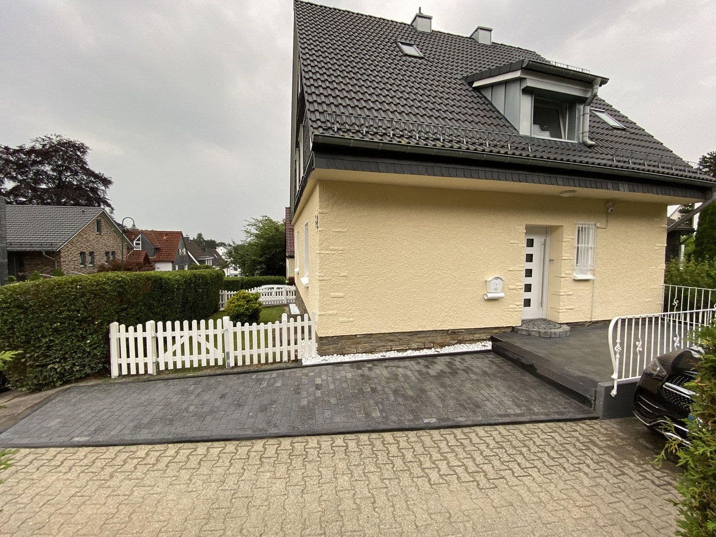 Predaj domu 307 m², pozemok 738 m², Wermelskirchen, Severné Porýnie - Westfálsko Predaj domu 307 m², pozemok 738 m², Wermelskirchen, Severné Porýnie - Westfálsko
