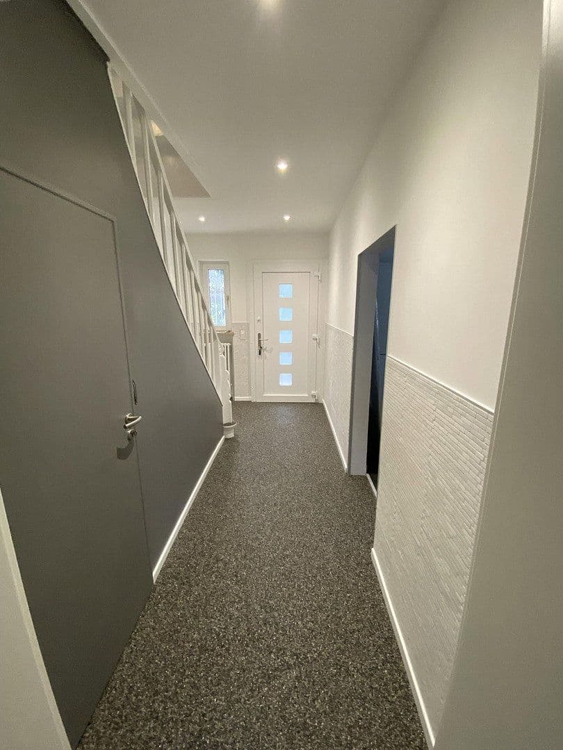 Predaj domu 307 m², pozemok 738 m², Wermelskirchen, Severné Porýnie - Westfálsko Predaj domu 307 m², pozemok 738 m², Wermelskirchen, Severné Porýnie - Westfálsko