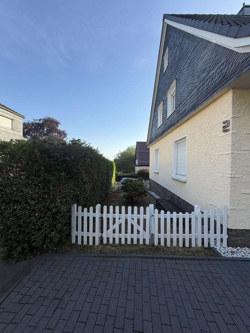 Predaj domu 307 m², pozemok 738 m², Wermelskirchen, Severné Porýnie - Westfálsko Predaj domu 307 m², pozemok 738 m², Wermelskirchen, Severné Porýnie - Westfálsko