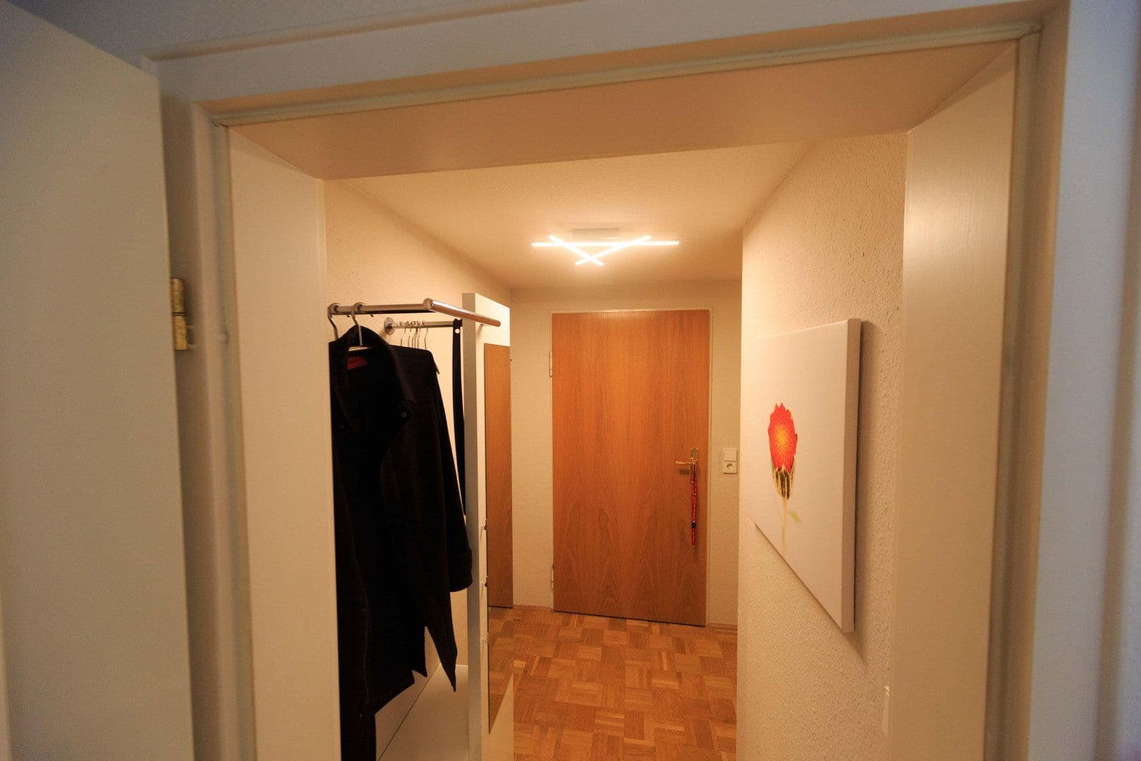 Prenájom bytu 3-izbový 87 m², Öhringer Straße 21, Stuttgart, Bádensko-Wurttembersko Prenájom bytu 3-izbový 87 m², Öhringer Straße 21, Stuttgart, Bádensko-Wurttembersko