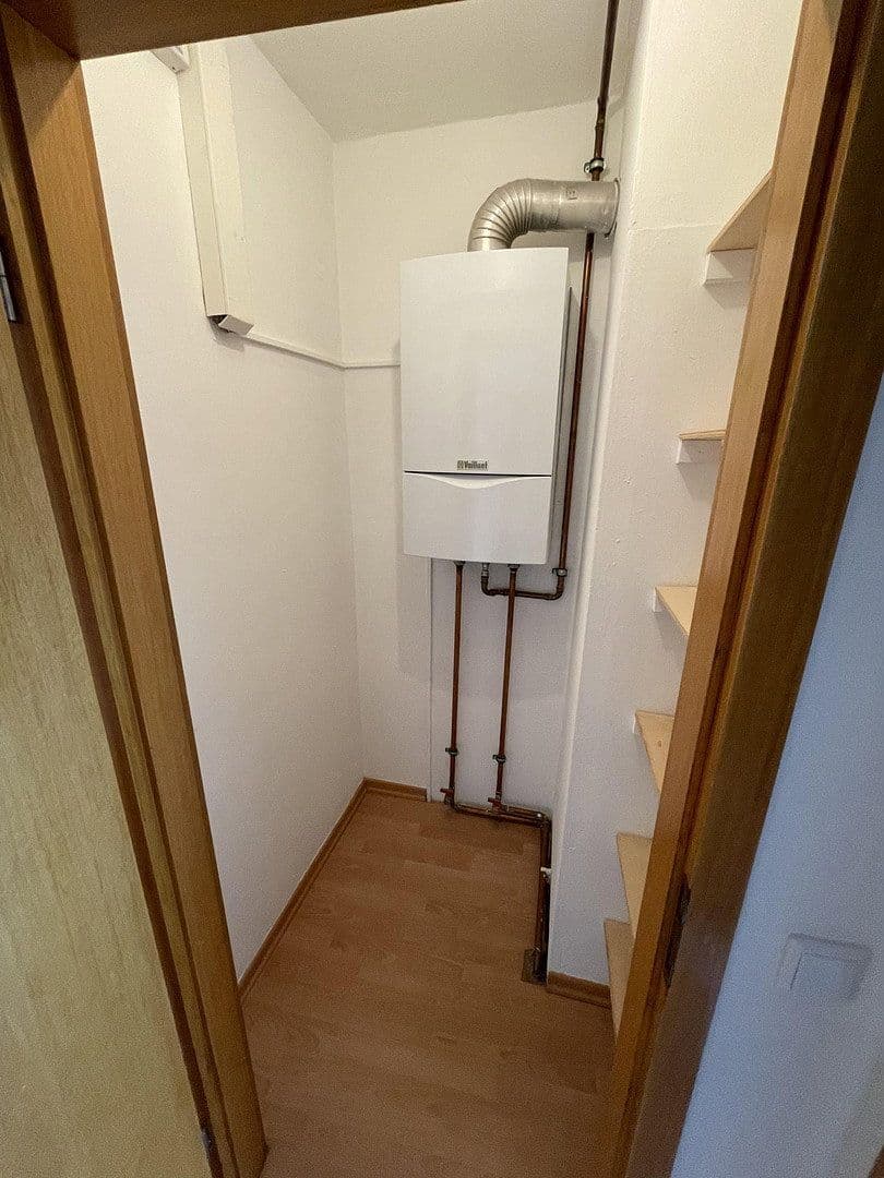 Prenájom bytu 3-izbový 75 m², Krefeld, Severné Porýnie - Westfálsko Prenájom bytu 3-izbový 75 m², Krefeld, Severné Porýnie - Westfálsko