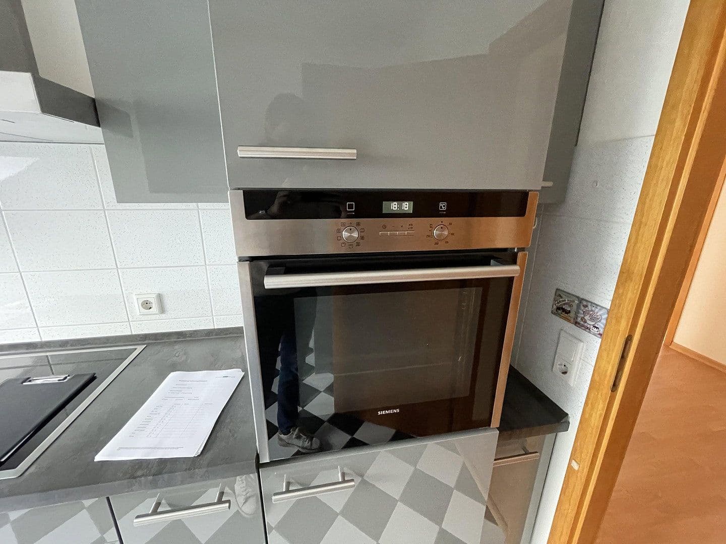 Prenájom bytu 3-izbový 75 m², Krefeld, Severné Porýnie - Westfálsko Prenájom bytu 3-izbový 75 m², Krefeld, Severné Porýnie - Westfálsko