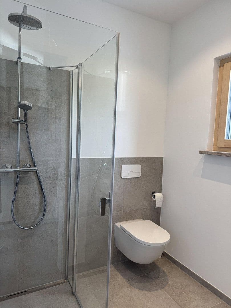 Prenájom bytu 2-izbový 50 m², Ottenhofen, Bavorsko Prenájom bytu 2-izbový 50 m², Ottenhofen, Bavorsko