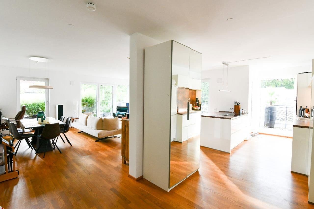 Predaj bytu 3-izbový 126 m², München, Bavorsko Predaj bytu 3-izbový 126 m², München, Bavorsko