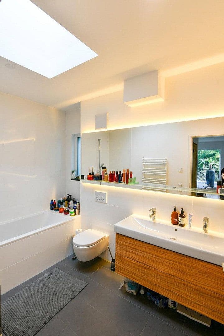 Predaj bytu 3-izbový 126 m², München, Bavorsko Predaj bytu 3-izbový 126 m², München, Bavorsko
