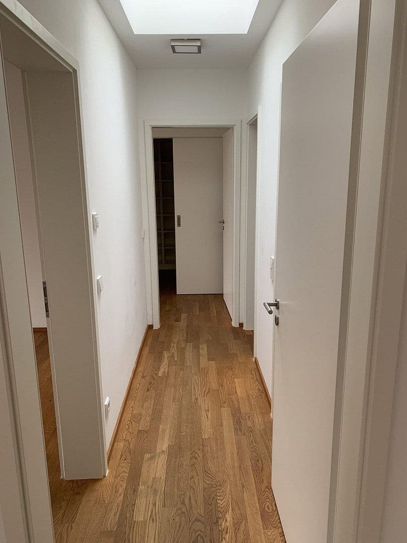 Predaj bytu 3-izbový 126 m², München, Bavorsko Predaj bytu 3-izbový 126 m², München, Bavorsko