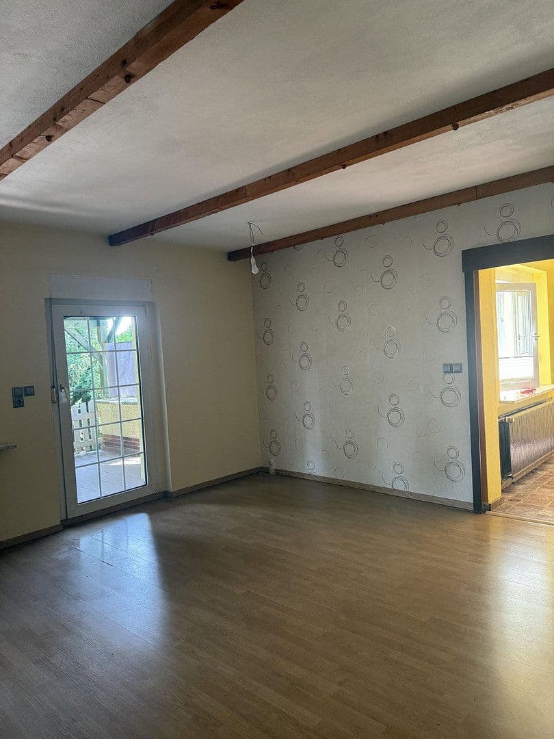 Predaj domu 161 m², pozemok 341 m², Weidenweg 12, Eisenhüttenstadt, Brandenbursko Predaj domu 161 m², pozemok 341 m², Weidenweg 12, Eisenhüttenstadt, Brandenbursko