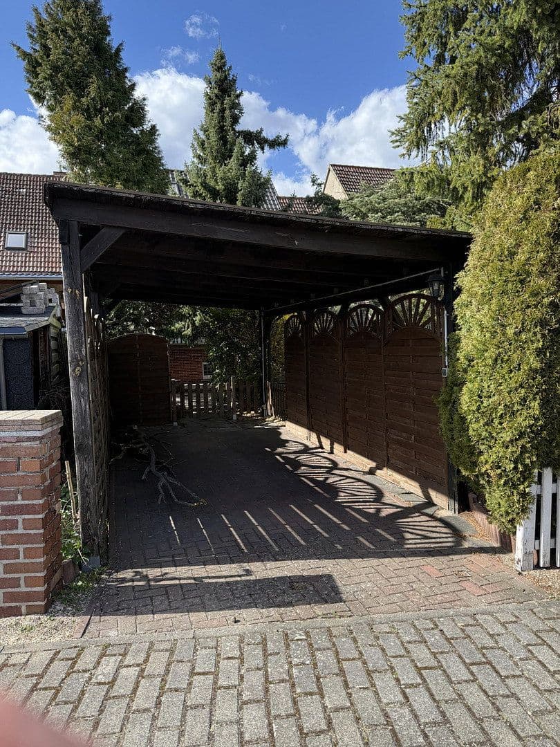 Predaj domu 161 m², pozemok 341 m², Weidenweg 12, Eisenhüttenstadt, Brandenbursko Predaj domu 161 m², pozemok 341 m², Weidenweg 12, Eisenhüttenstadt, Brandenbursko