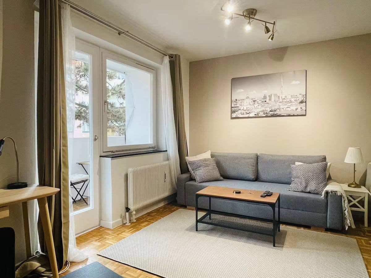 Prenájom bytu 1-izbový 38 m², Salzburg, Salzbursko Prenájom bytu 1-izbový 38 m², Salzburg, Salzbursko