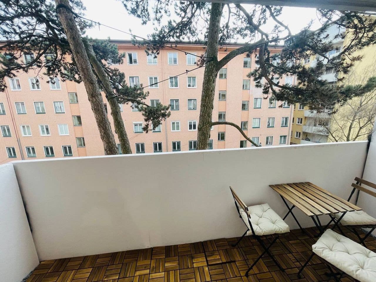 Prenájom bytu 1-izbový 38 m², Salzburg, Salzbursko Prenájom bytu 1-izbový 38 m², Salzburg, Salzbursko