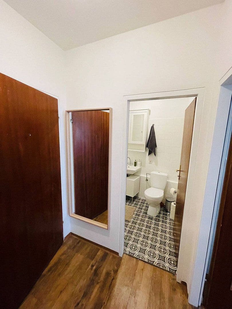 Prenájom bytu 1-izbový 38 m², Salzburg, Salzbursko Prenájom bytu 1-izbový 38 m², Salzburg, Salzbursko