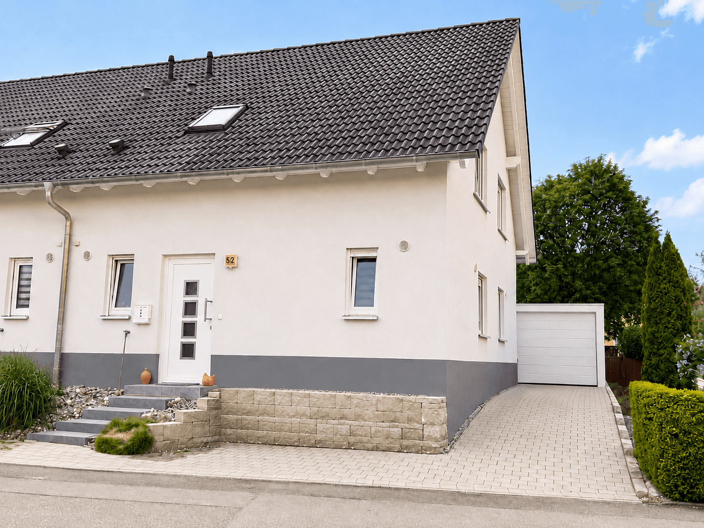 Predaj domu 106 m², pozemok 193 m², Hirsackerstrasse 5/2, Gottmadingen, Bádensko-Wurttembersko Predaj domu 106 m², pozemok 193 m², Hirsackerstrasse 5/2, Gottmadingen, Bádensko-Wurttembersko