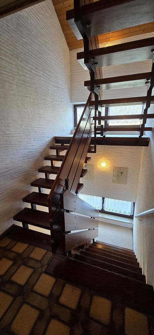 Predaj domu 258 m², pozemok 900 m², Kulmbach, Bavorsko Predaj domu 258 m², pozemok 900 m², Kulmbach, Bavorsko