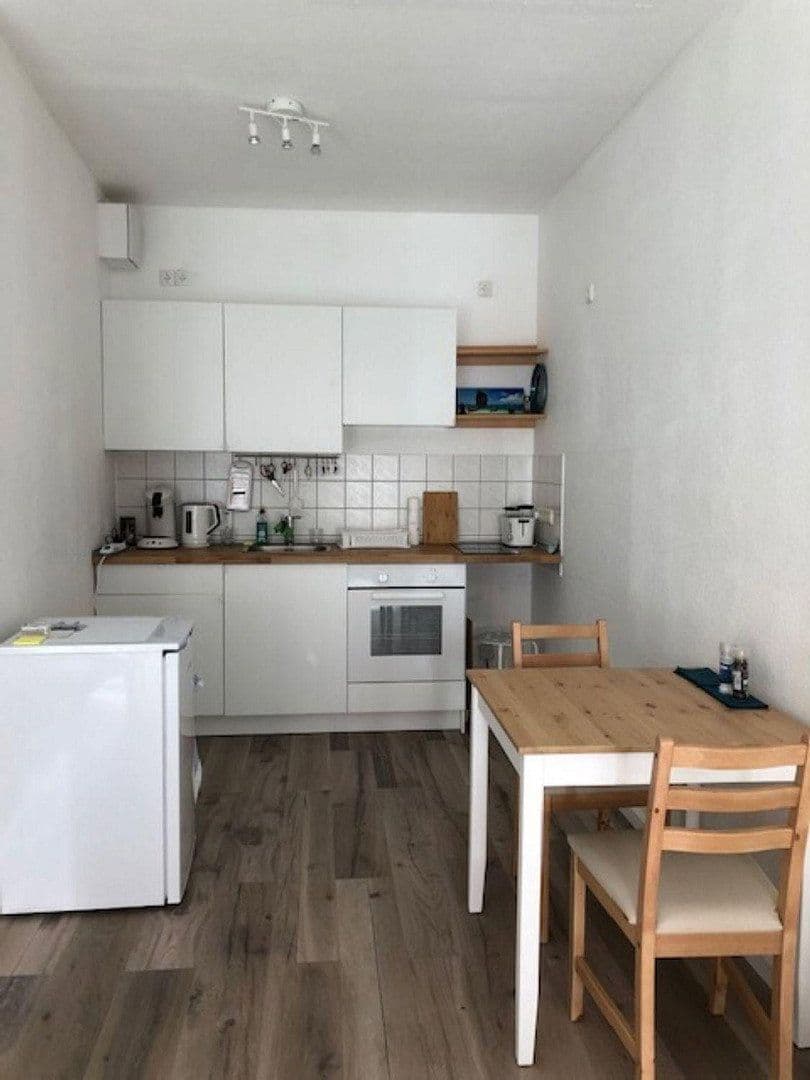 Prenájom bytu 1-izbový 28 m², Wismar, Meklenbursko-Predpomoransko Prenájom bytu 1-izbový 28 m², Wismar, Meklenbursko-Predpomoransko