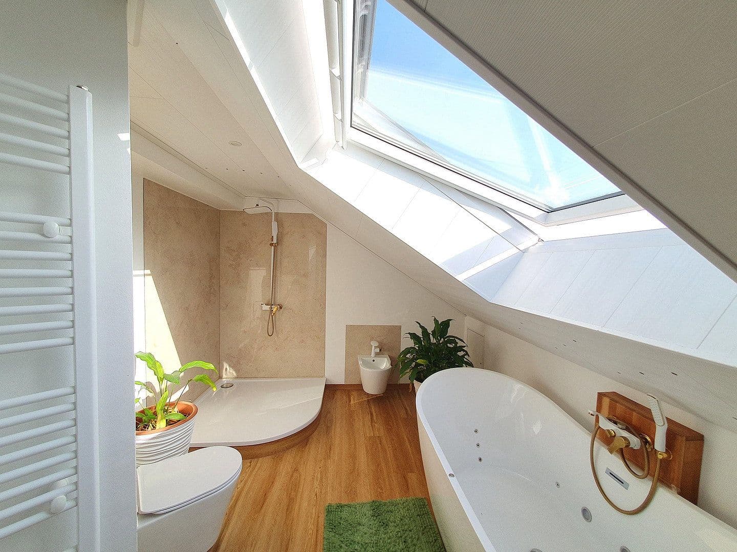 Predaj domu 291 m², pozemok 2.324 m², Kirchdorf, Bavorsko Predaj domu 291 m², pozemok 2.324 m², Kirchdorf, Bavorsko