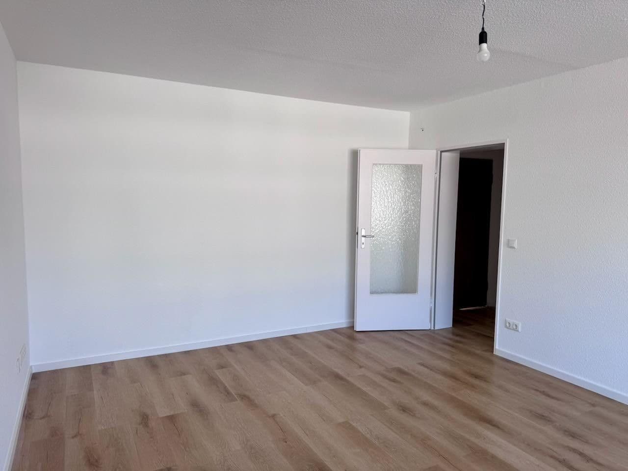 Prenájom bytu 2-izbový 50 m², Olpe, Severné Porýnie - Westfálsko Prenájom bytu 2-izbový 50 m², Olpe, Severné Porýnie - Westfálsko